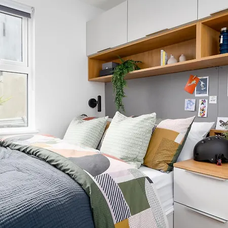 48 Park Street Апартаменти