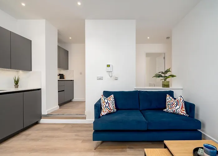 48 Park Street * Bristol