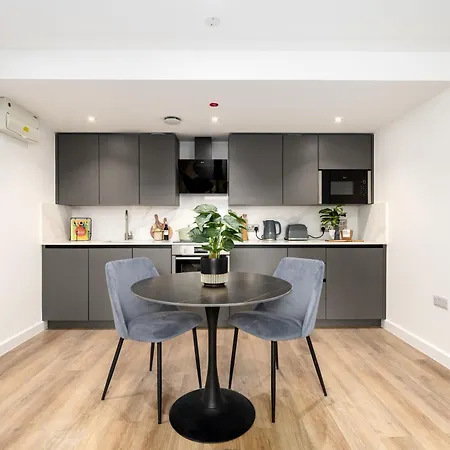 Апартаменты 48 Park Street *